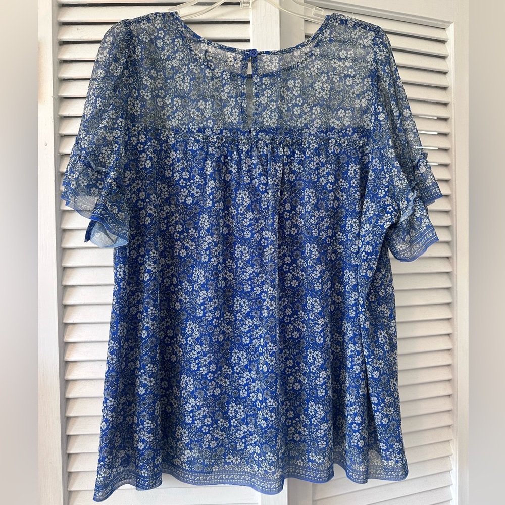 Max studio short sleeve sheer mesh top blouse blue white black floral Size XL - Picture 2 of 7